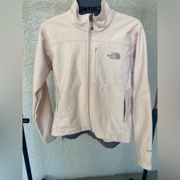 Gently used THE NORTH FACE Apex Jacket - Picture 1 of 6
